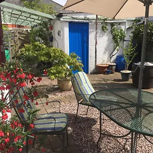 Villa Cheerful 4-bedroom Detached Family Home, Quiet Area, Cardiff